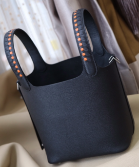 에르메스 피코탄18 레더 트레사쥬 블랙 앱송